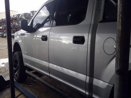 2016 FORD F150, XLT MODEL, CREW CAB, 3.5L , AT, 4WD.  F26303